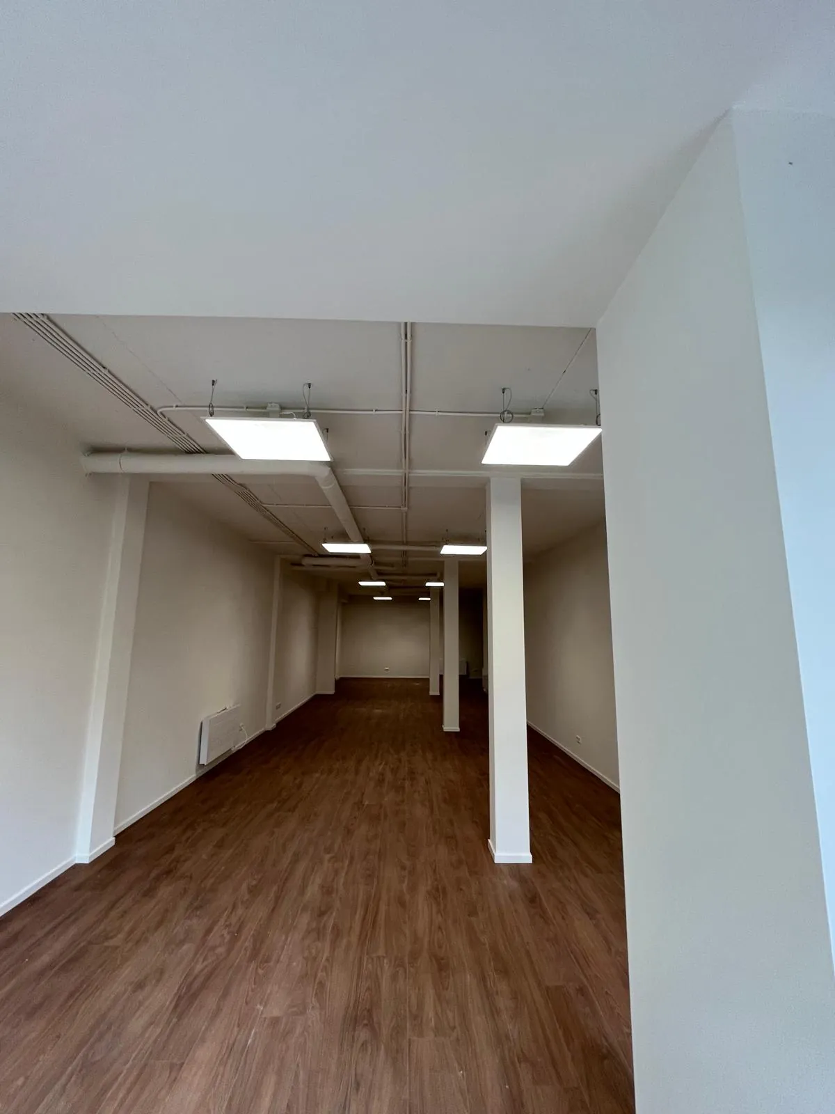 LED verlichting installatie bedrijfsruimte door CKW Installatietechniek Moerkapelle